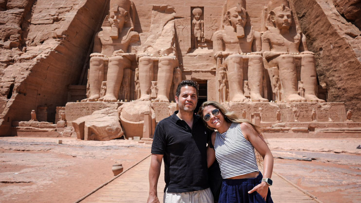 Ari y Javi en Abu Simbel